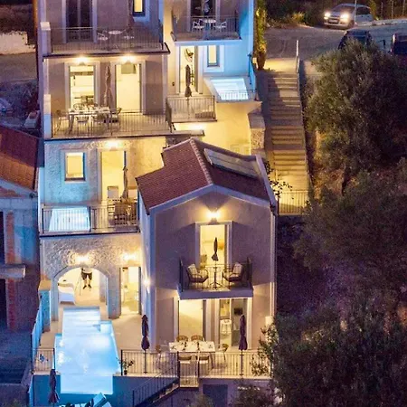 Villa Assos Rockshore